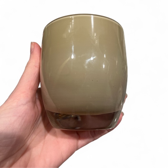 Glassybaby “Purr” hand blown glass votive candle holder - Picture 3 of 3